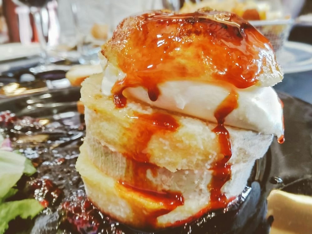 Un auténtico mesón de cocina española y andaluza: Las Hazuelas de Antequera | @dondecomerenMLG
